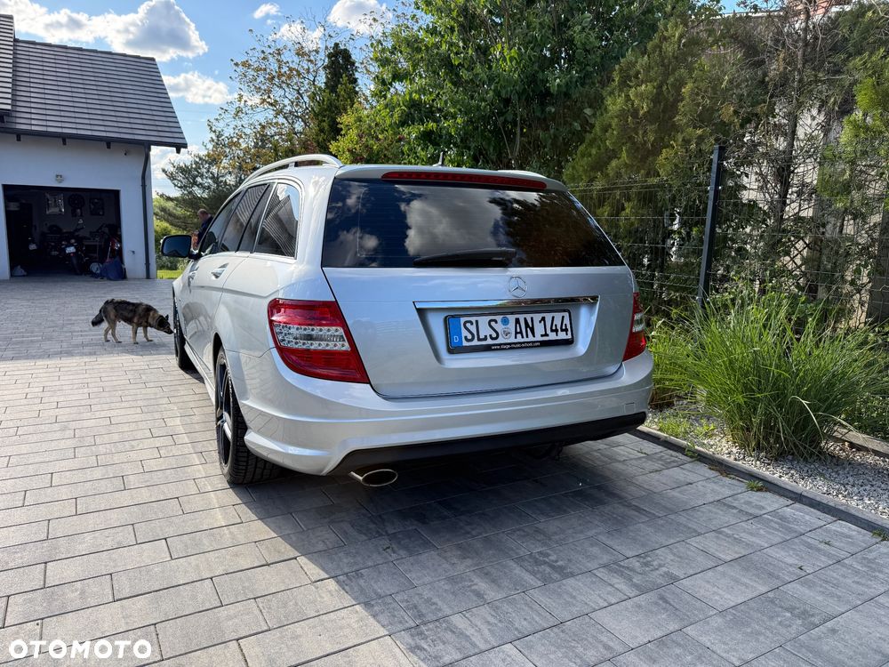 Mercedes-Benz Klasa C 200 Kompressor Avantgarde - 28