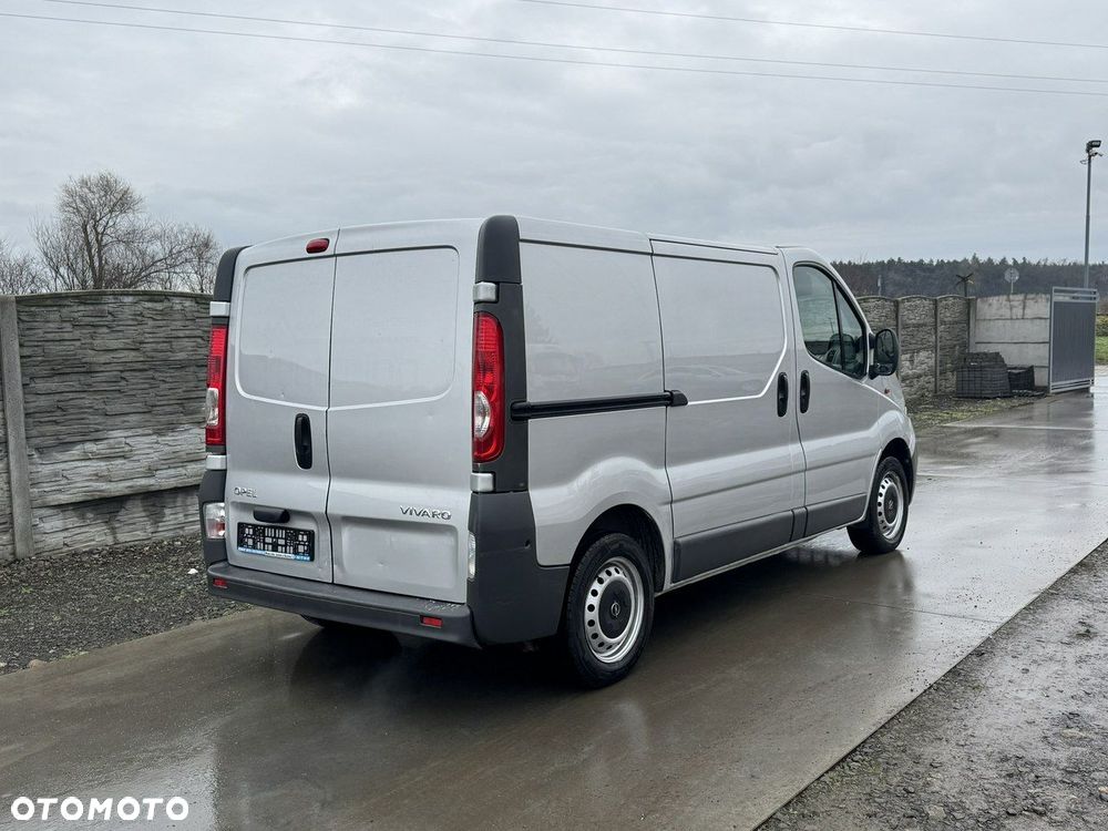Opel Vivaro - 4