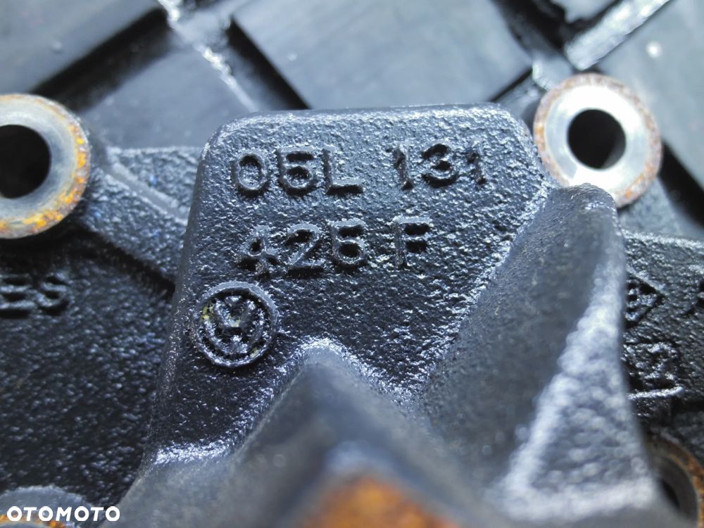 Łapa Uchwyt Wspornik AUDI A6 C8 2.0 TDI 05L131425F - 2
