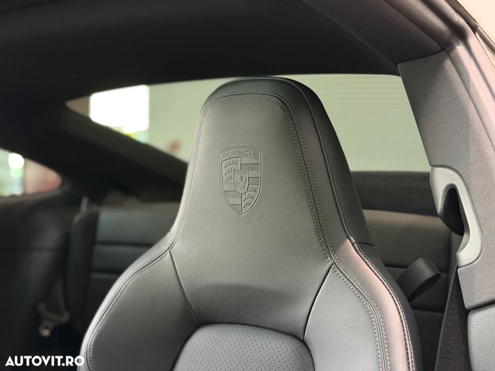 Porsche 911 PDK - 33