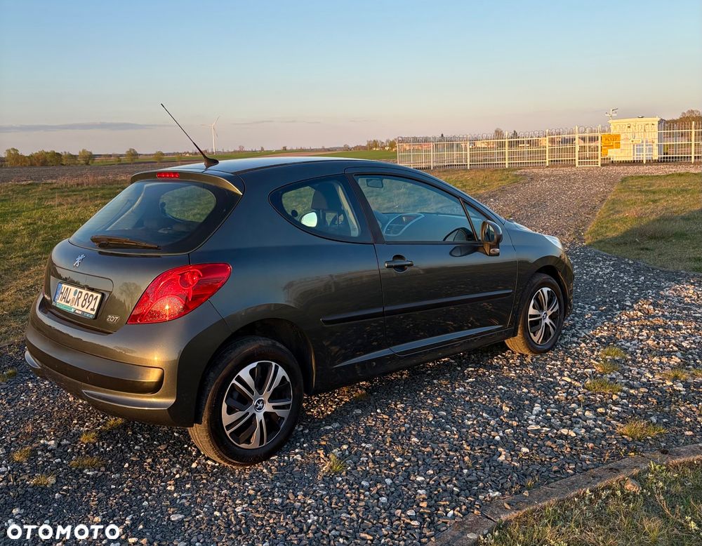 Peugeot 207 90 Sport - 12
