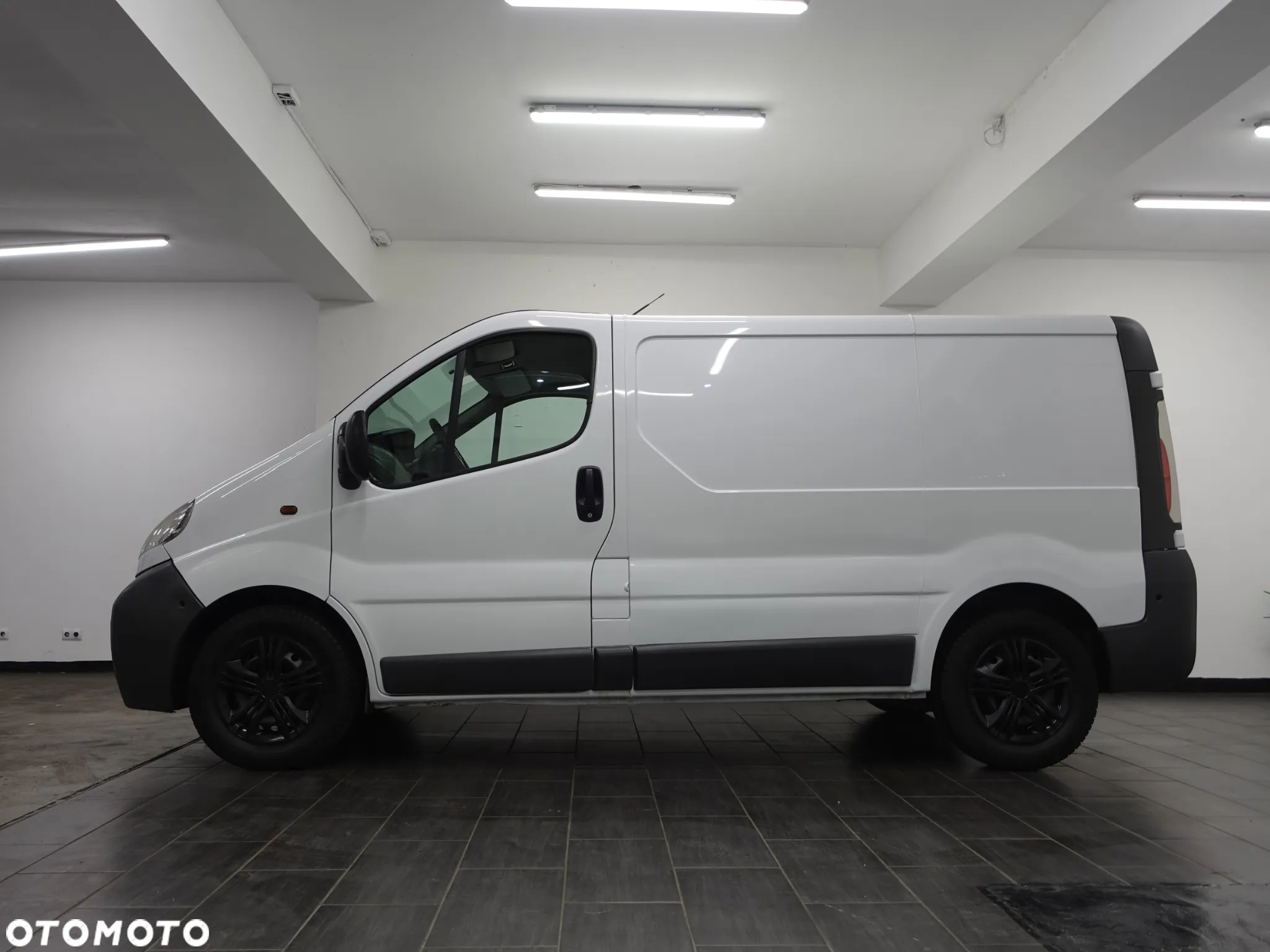 Opel Vivaro - 5