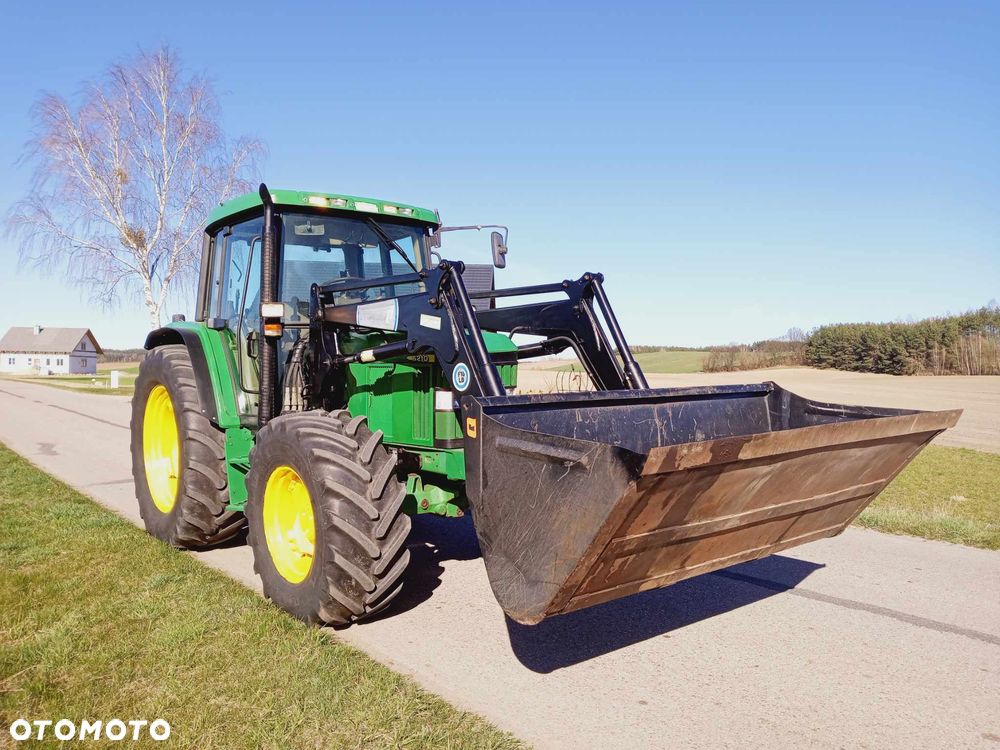 John Deere John Deere 6210 , ROK 2001, + TUR - 12