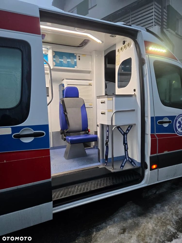 Mercedes-Benz 319 CDI Sprinter Karetka Ambulans Auto-Form karetkizwadowic.pl