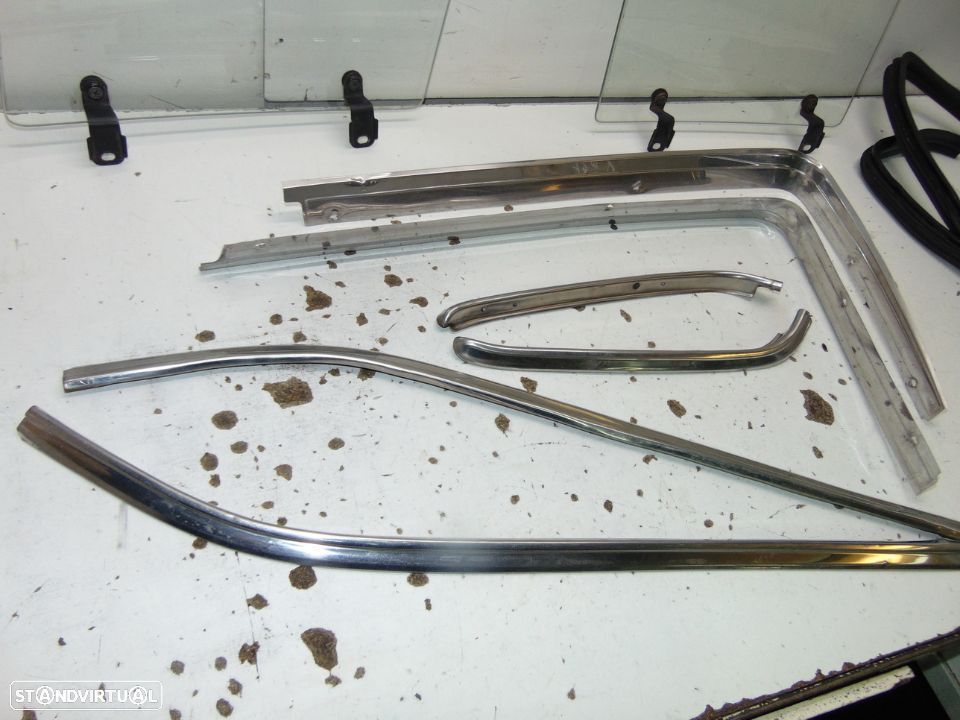 Datsun 120y carrinha vidros de trás laterais - 5