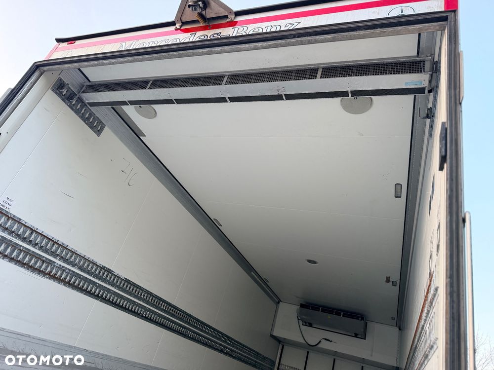 Mercedes-Benz ANTOS /1830/E 6/Chłodnia +Winda /18 Palet / Niski Przebieg122 Tys Km! - 26