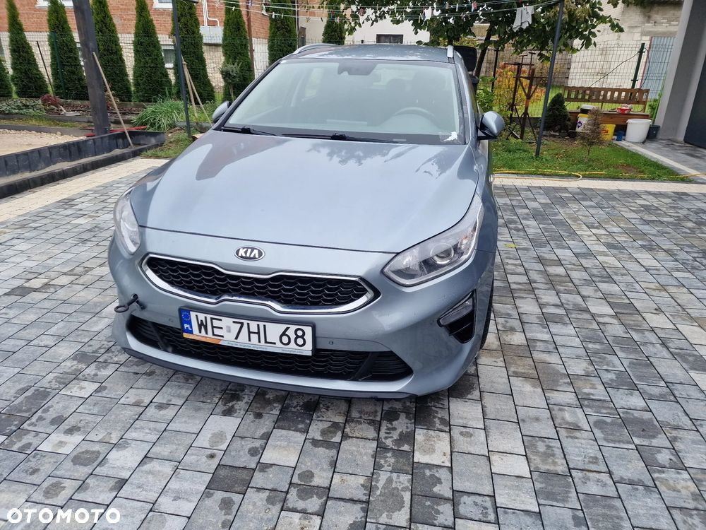 Kia Ceed - 1