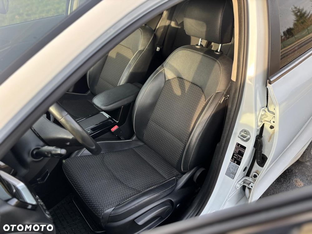 Kia Ceed 1.6 CRDi SCR L Business Line Plus - 11