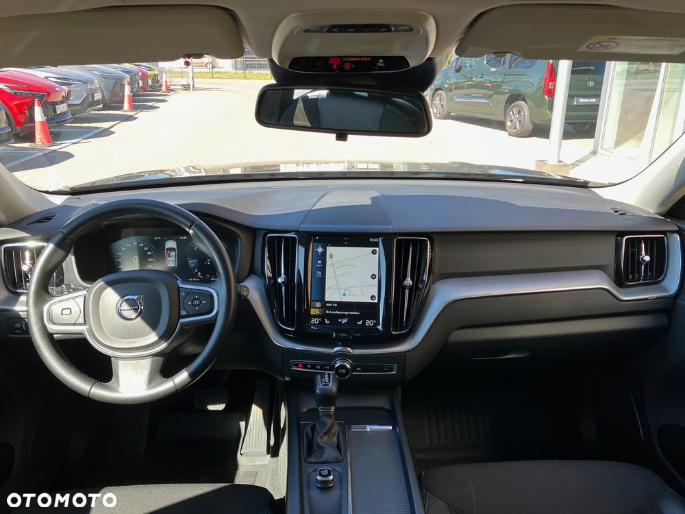 Volvo XC 60 D4 AWD Momentum - 18