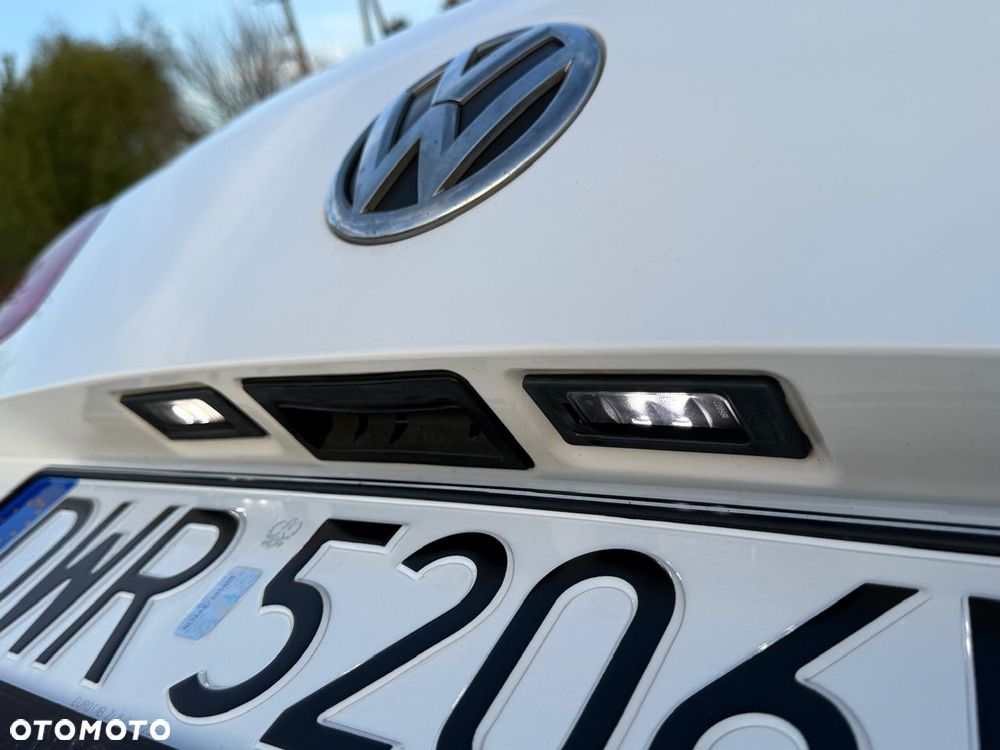 Volkswagen Touran 1.6 TDI DPF STYLE - 9