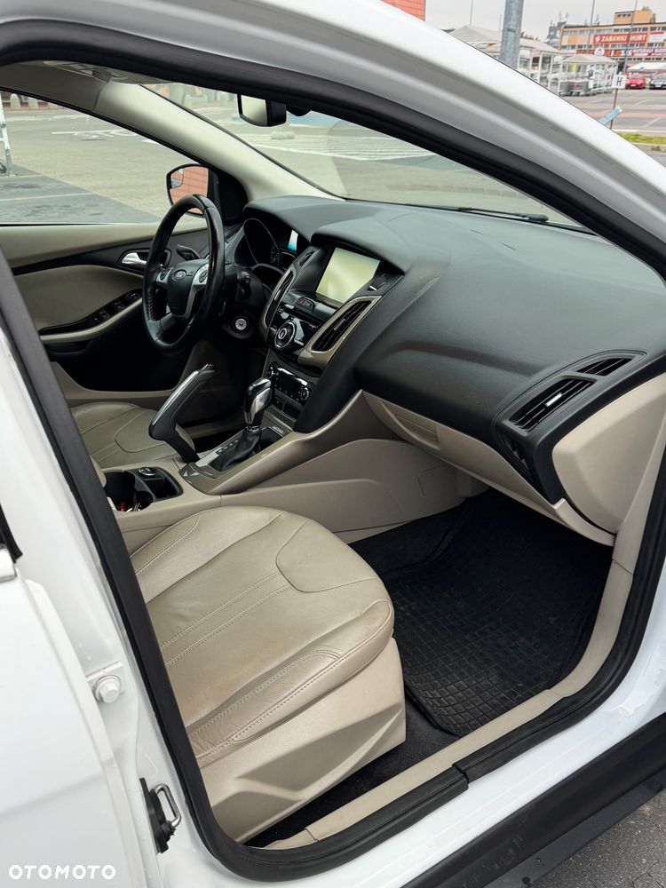 Ford Focus - 16