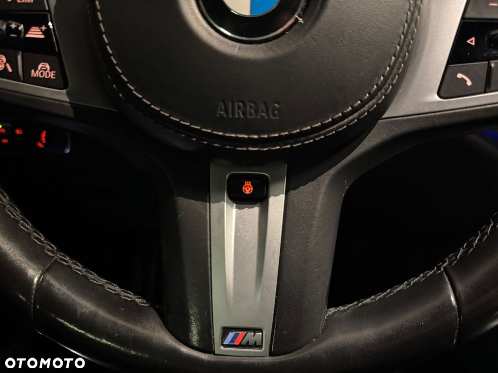 BMW X5 xDrive40i mHEV - 22