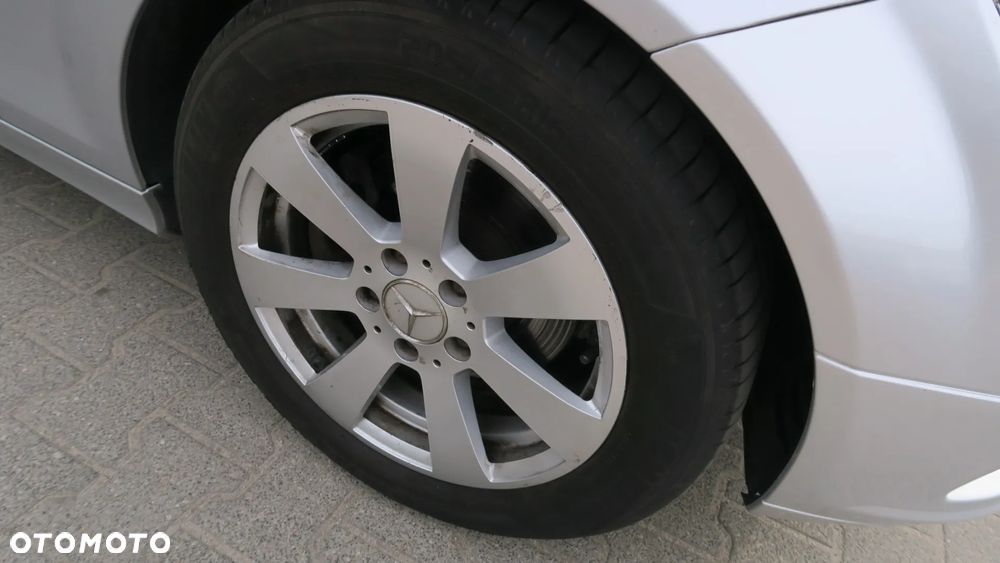 Mercedes-Benz Klasa C 200 CDI DPF Automatik Elegance - 9