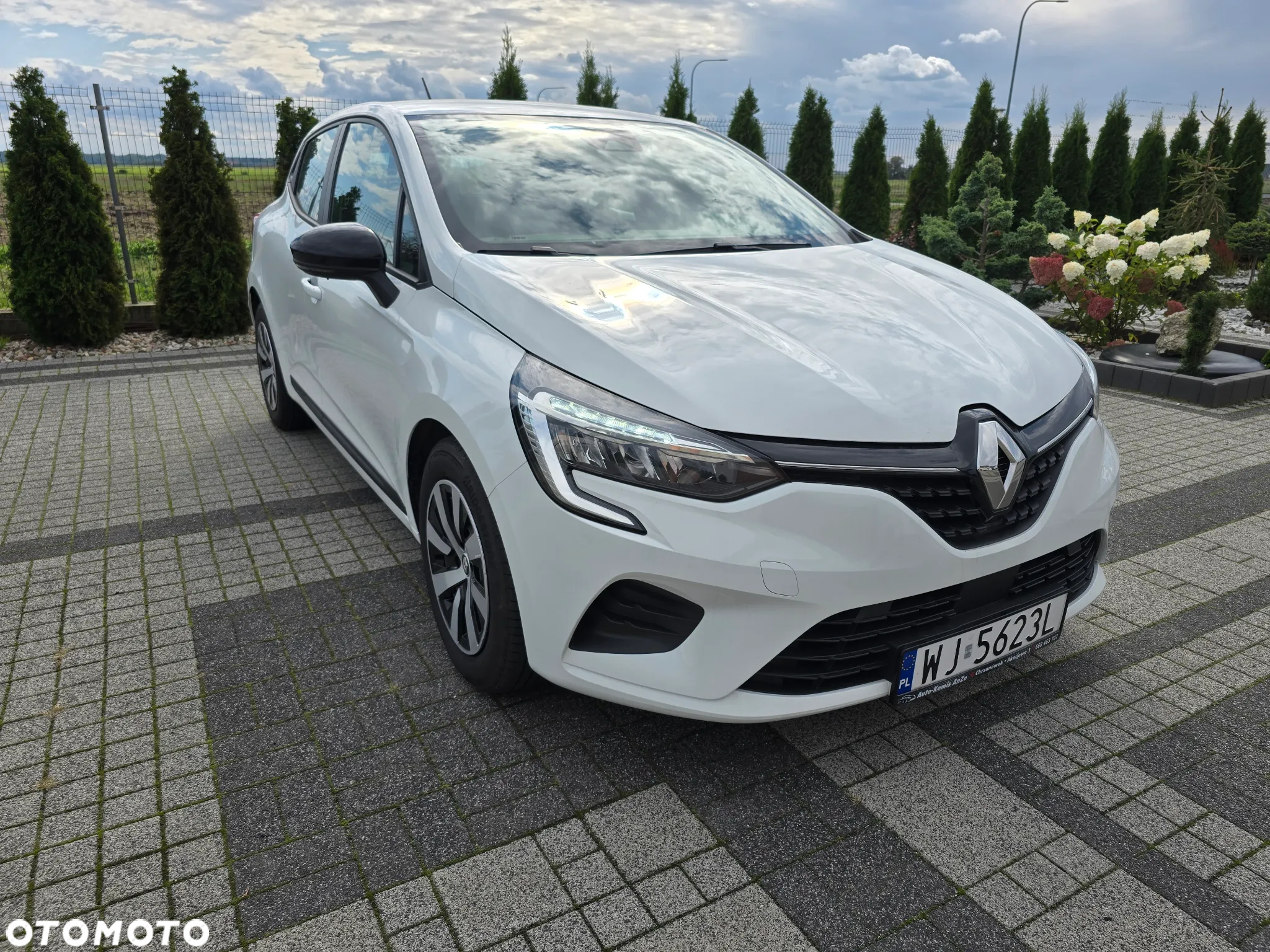 Renault Clio 1.0 TCe Equilibre - 8