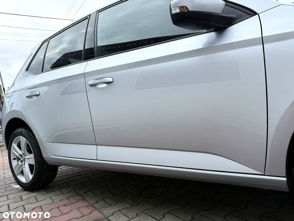 Skoda Fabia 1.0 MPI Cool Plus - 36