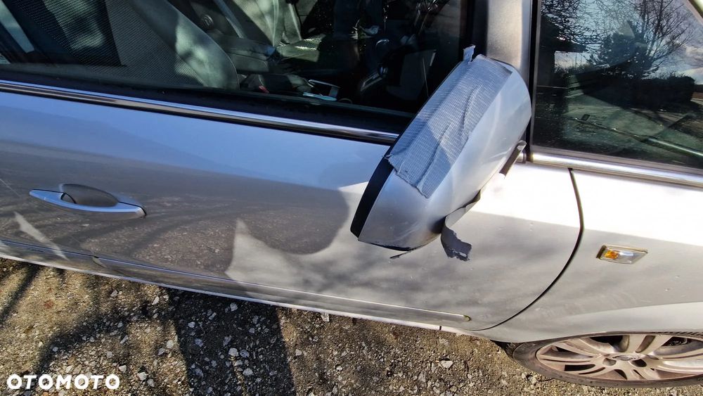 Opel Zafira - 16