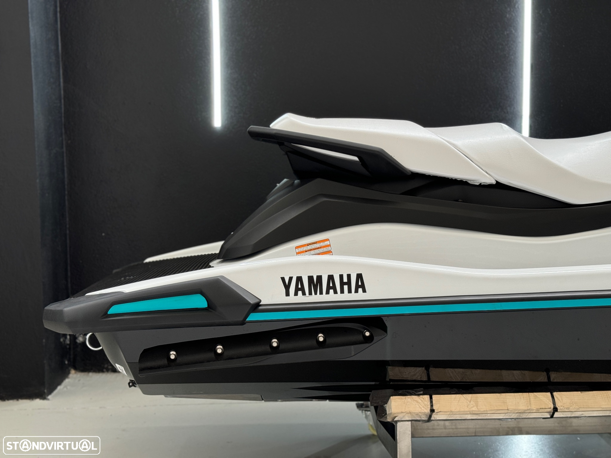 Yamaha VX - 16