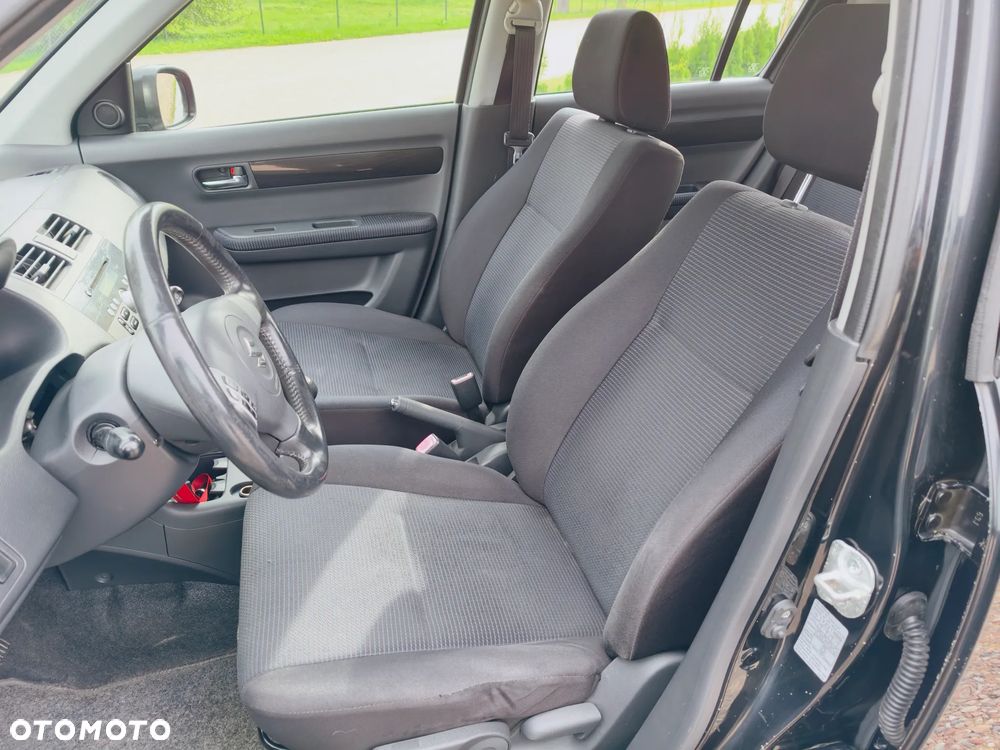 Suzuki Swift 1.3 GS / Premium 4WD - 6