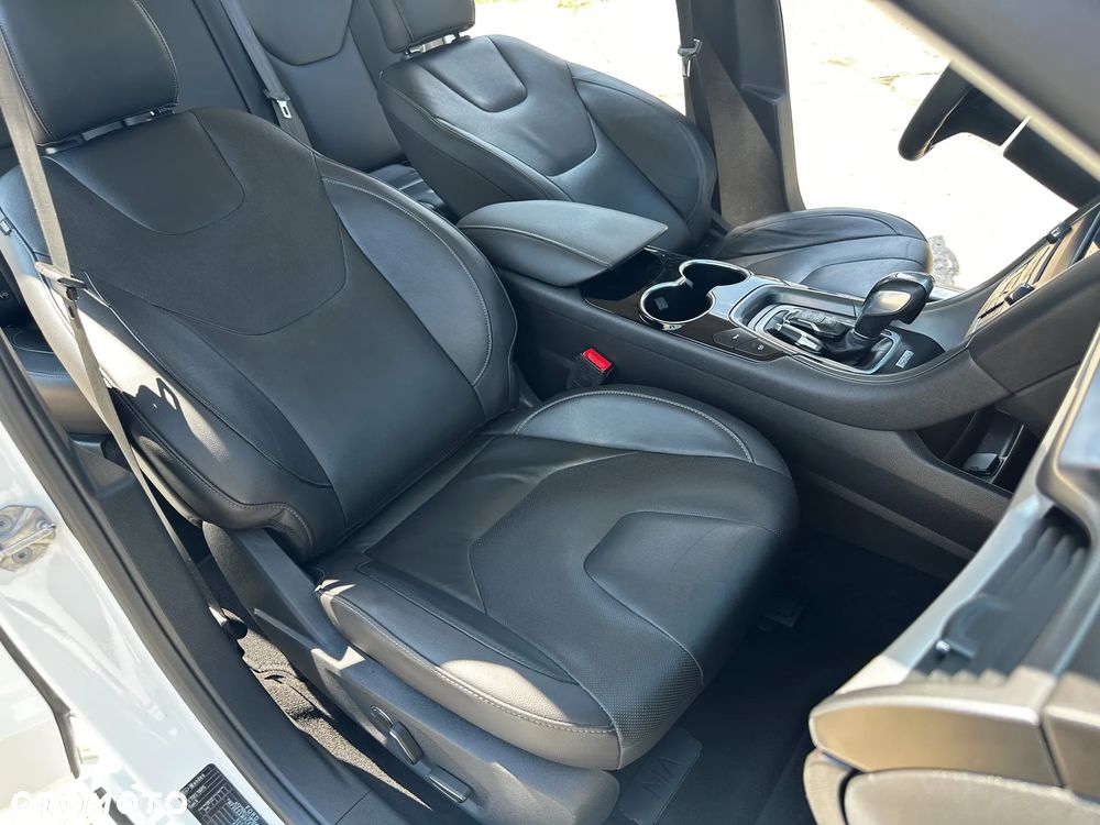 Ford Mondeo 2.0 TDCi Titanium PowerShift - 22