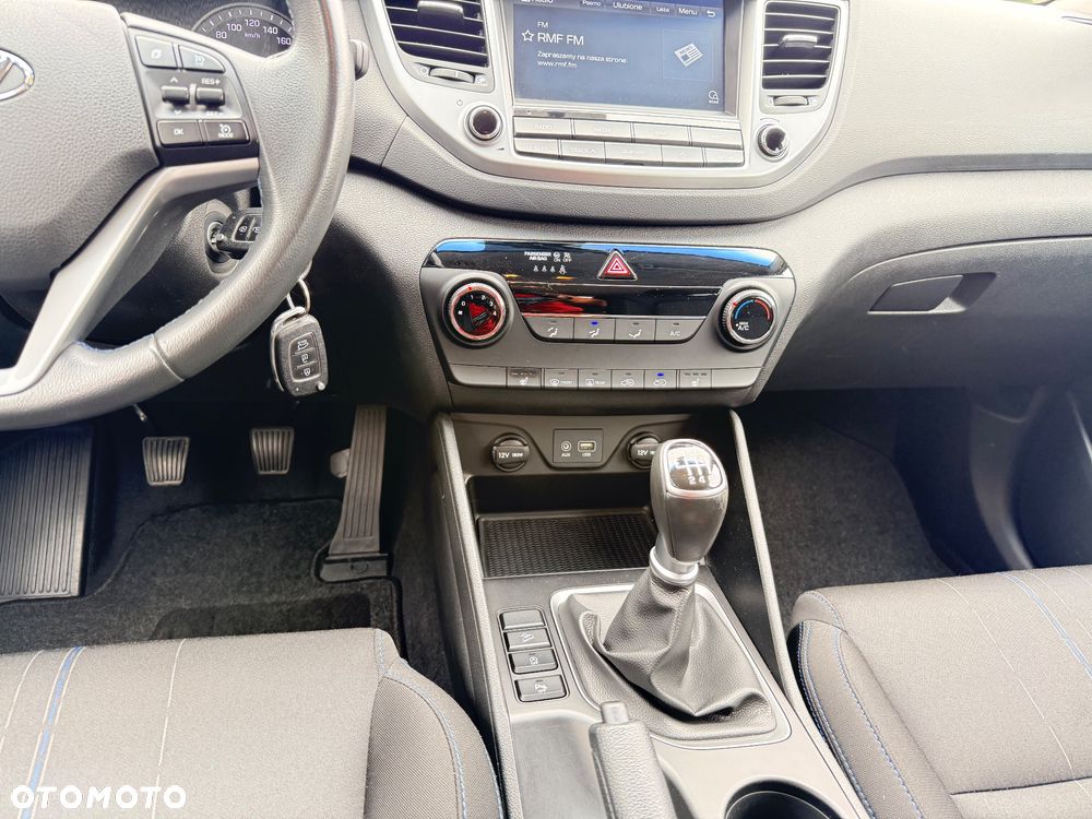 Hyundai Tucson blue 1.6 GDi 2WD Navi - 24