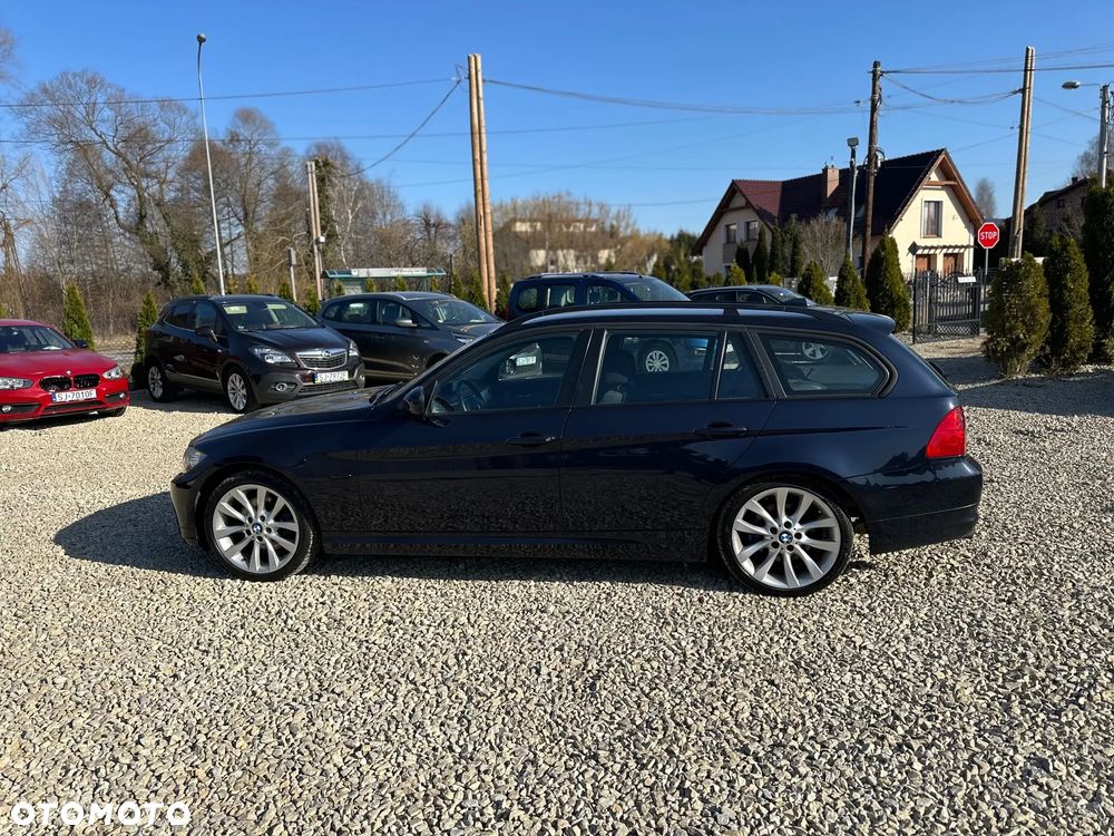 BMW Seria 3 320i Edition Exclusive - 4