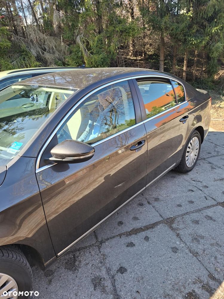 Volkswagen Passat 1.8 TSI Comfortline DSG - 2