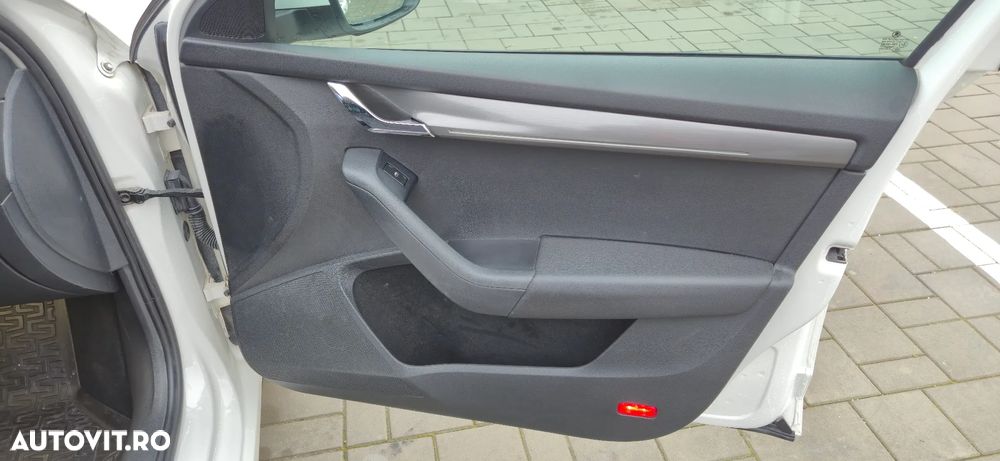 Skoda Octavia 2.0 TDI 4X4 Style - 25