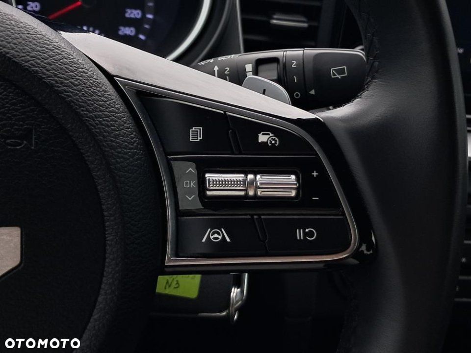 Kia Ceed - 23