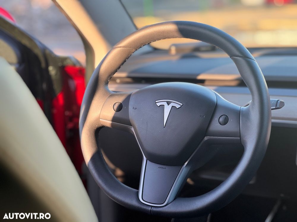 Tesla Model 3 Langstreckenbatterie Allradantrieb Dual Motor - 10