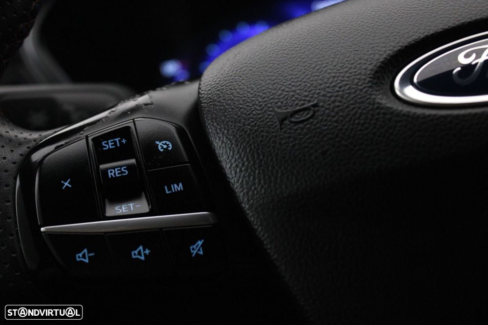 Ford Kuga 1.5 EcoBoost ST-Line - 11