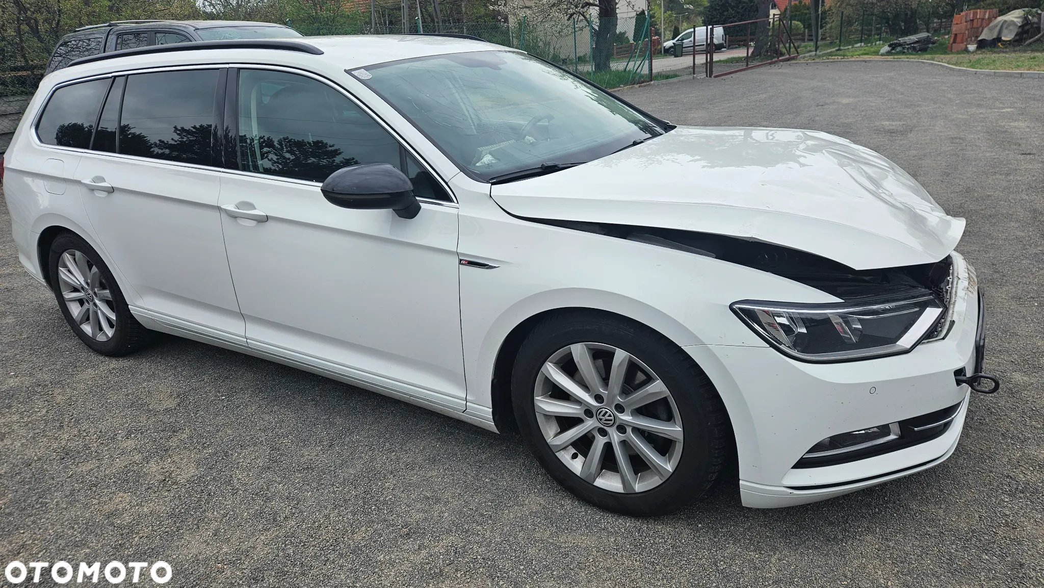 Volkswagen Passat Variant 1.6 TDI (BlueMotion Technology) DSG Comfortline - 2