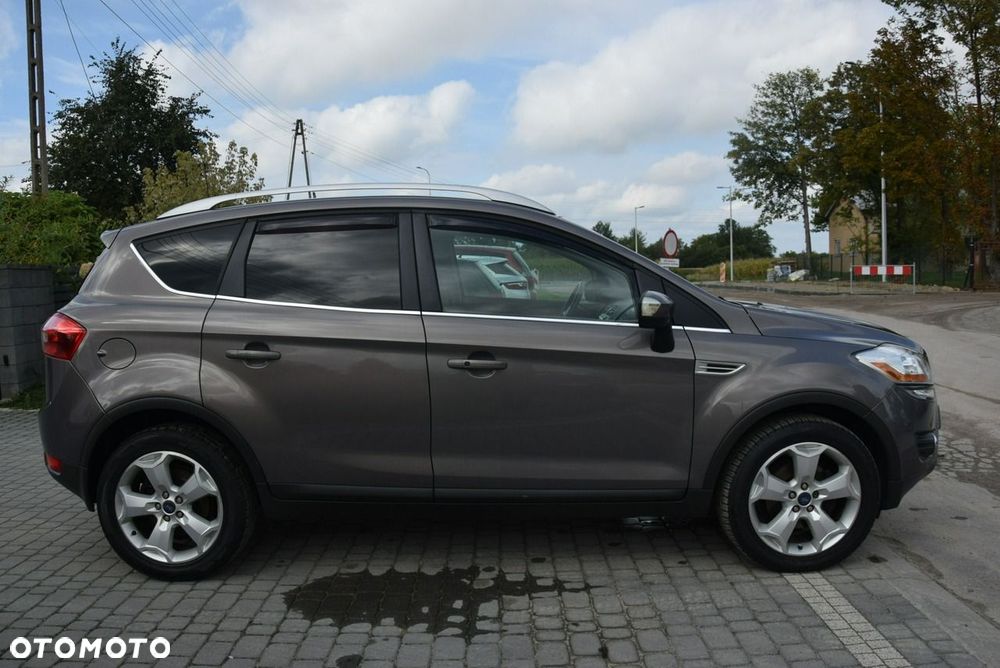 Ford Kuga 2.0 TDCi 4x4 Titanium - 9