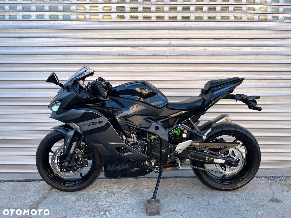 Kawasaki Ninja 400 - 2
