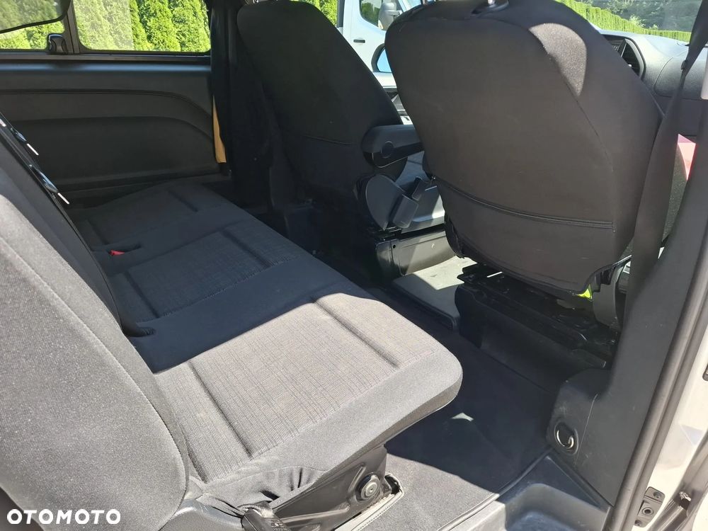 Mercedes-Benz VITO - 23