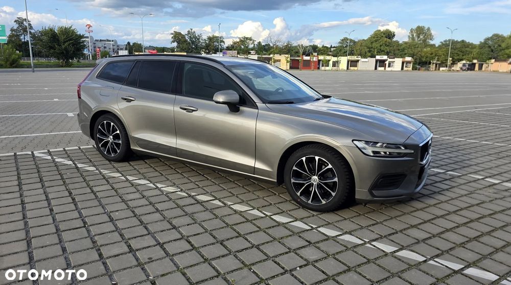 Volvo V60 D4 SCR Momentum - 3