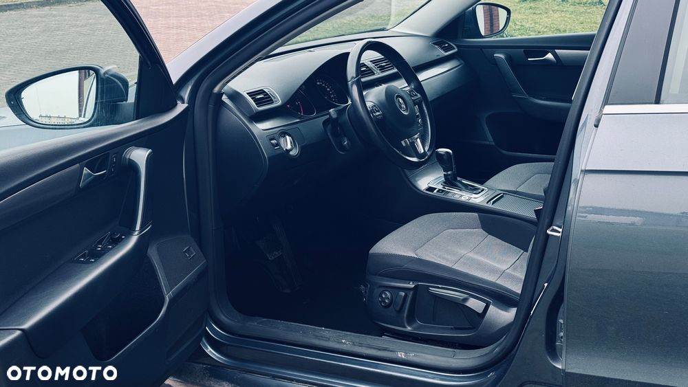 Volkswagen Passat 2.0 TDI 4Mot Highline DSG - 11
