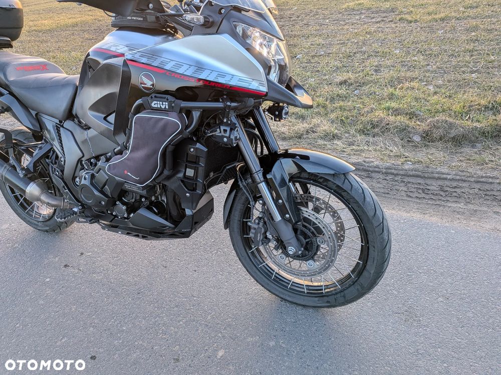 Honda VFR - 7