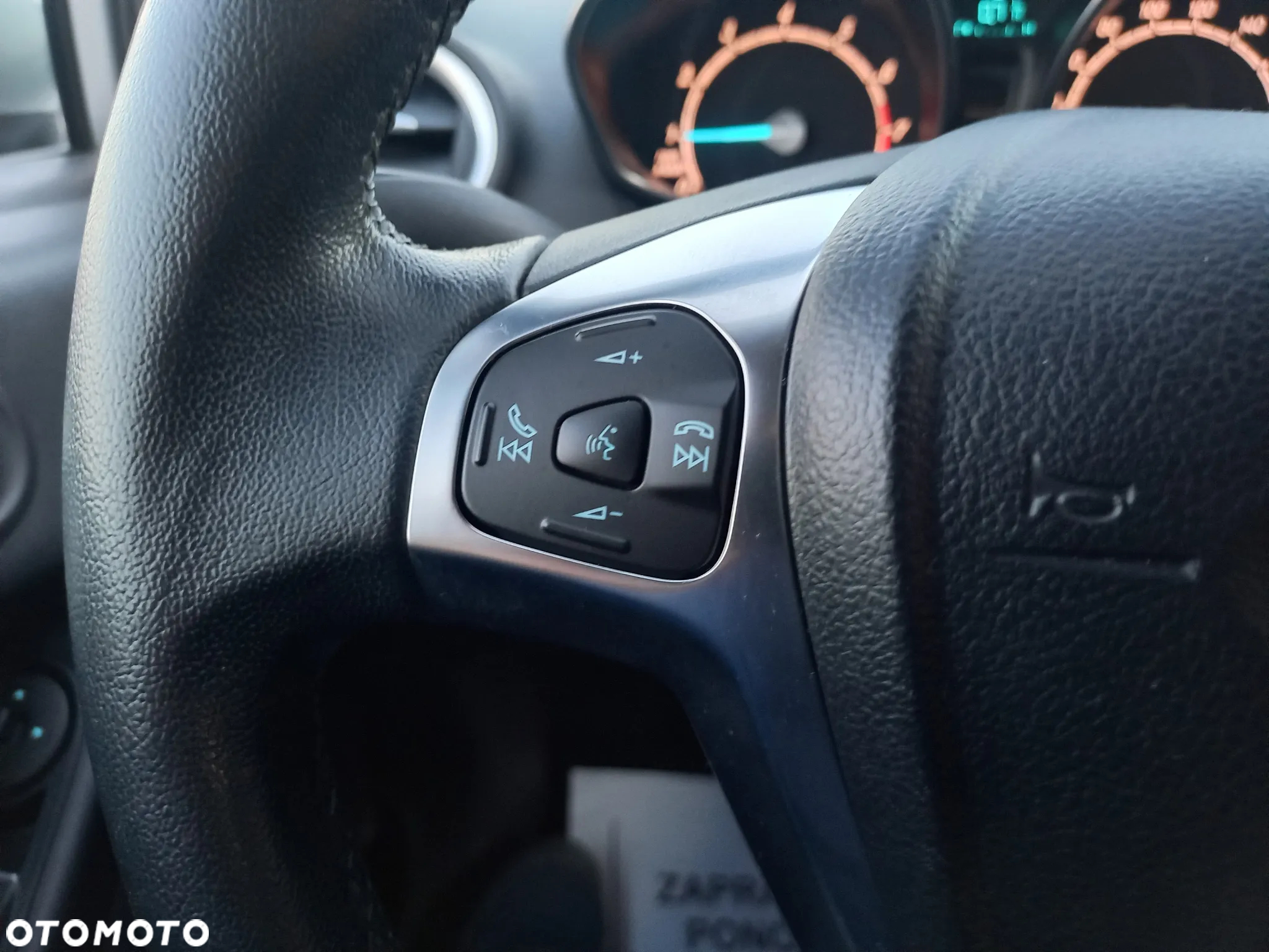 Ford Fiesta 1.0 Ambiente - 22