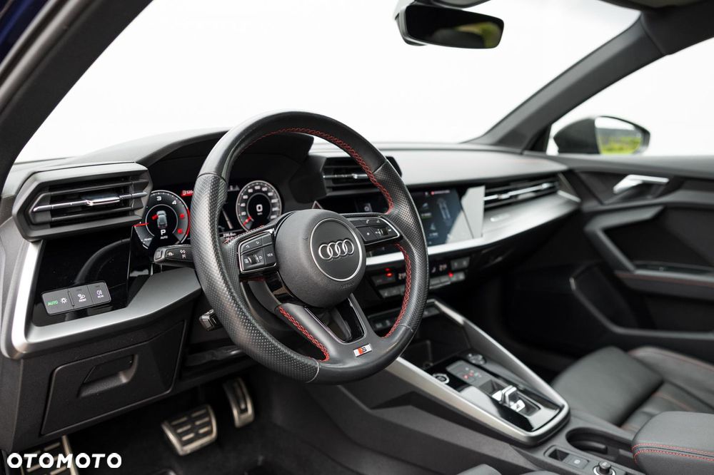 Audi A3 Sportback 40 TDI quattro S tronic S line - 17