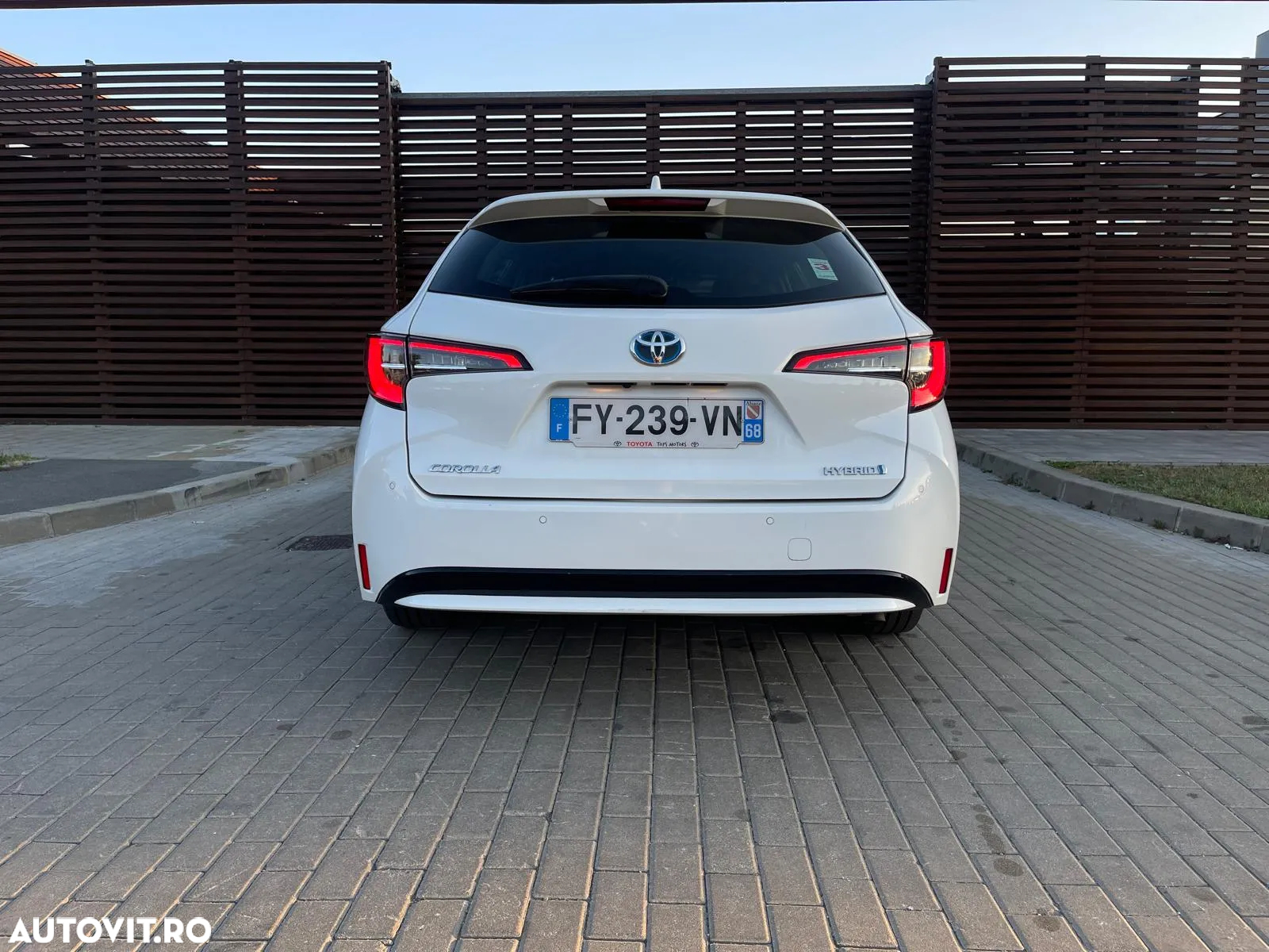 Toyota Corolla 1.8 HSD Dynamic - 13