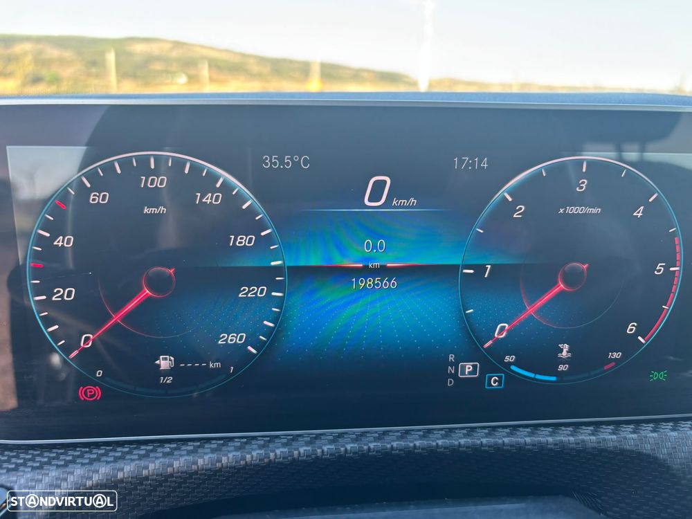 Mercedes-Benz A 180 d 7G-DCT - 10