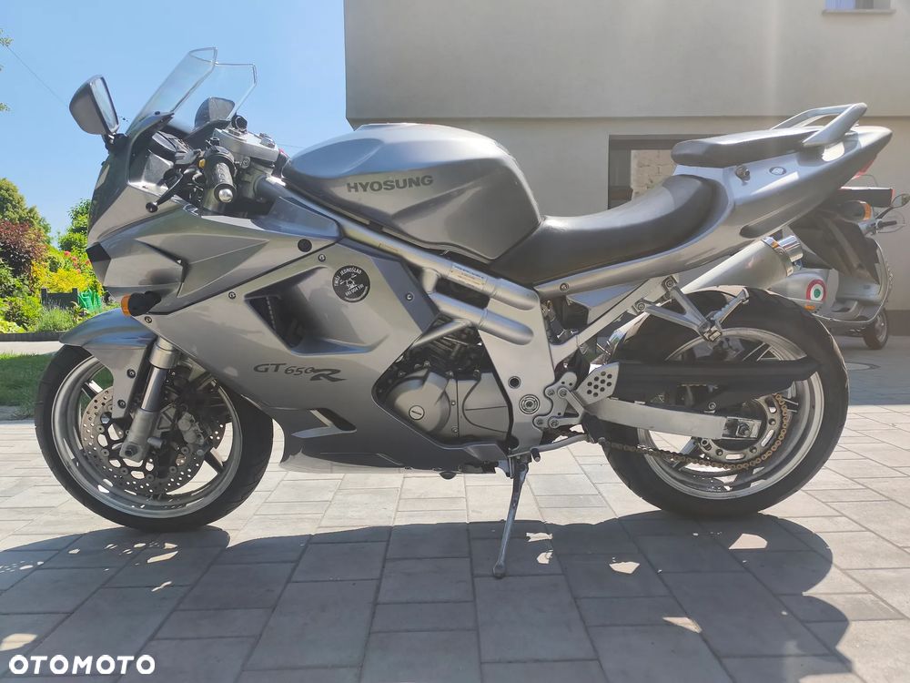 Hyosung GT - 5