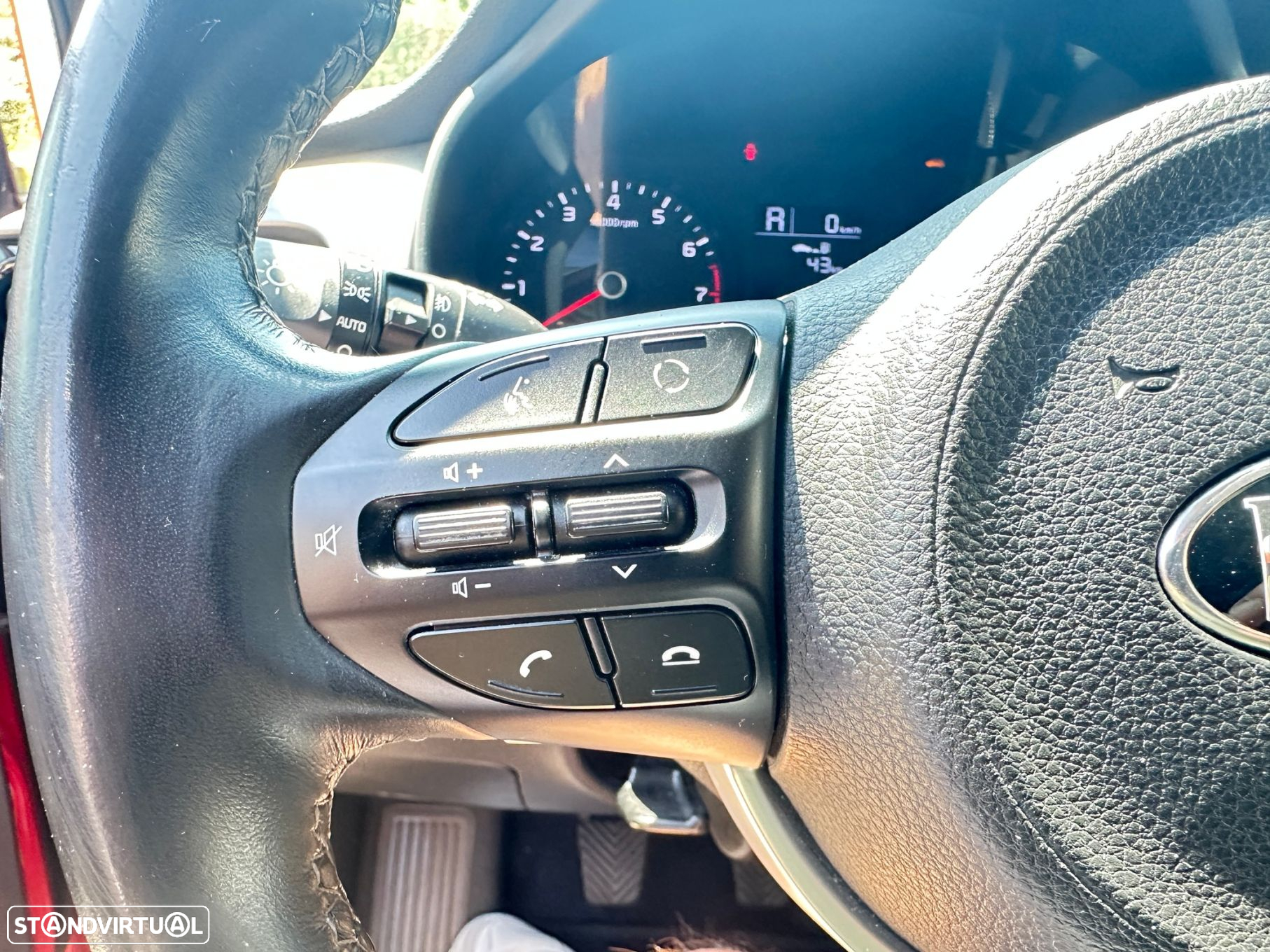 Kia Stonic 1.0 T-GDI Tech - 7