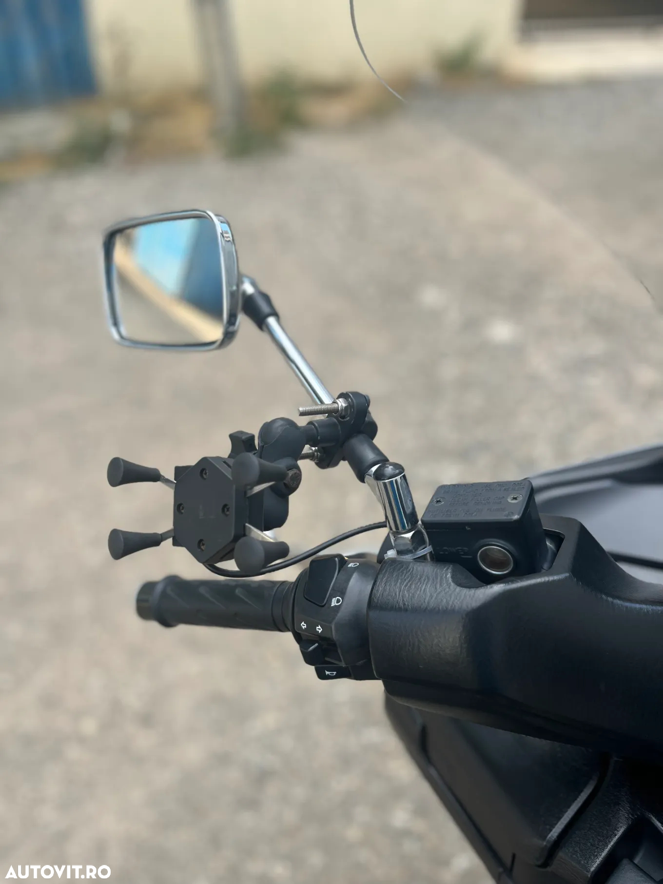 Suzuki AN 400 Burgman - 7