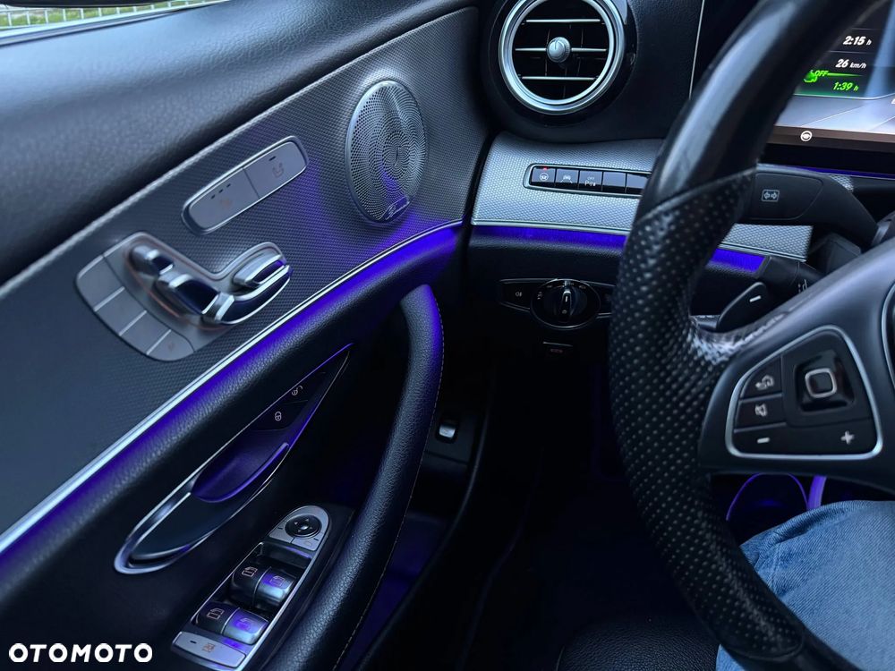 Mercedes-Benz Klasa E 350e 9G-TRONIC Exclusive - 16
