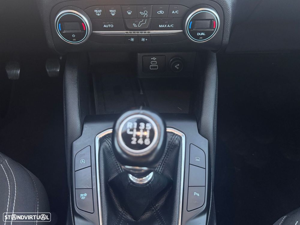 Ford Kuga 1.5 TDCi EcoBlue Titanium - 23