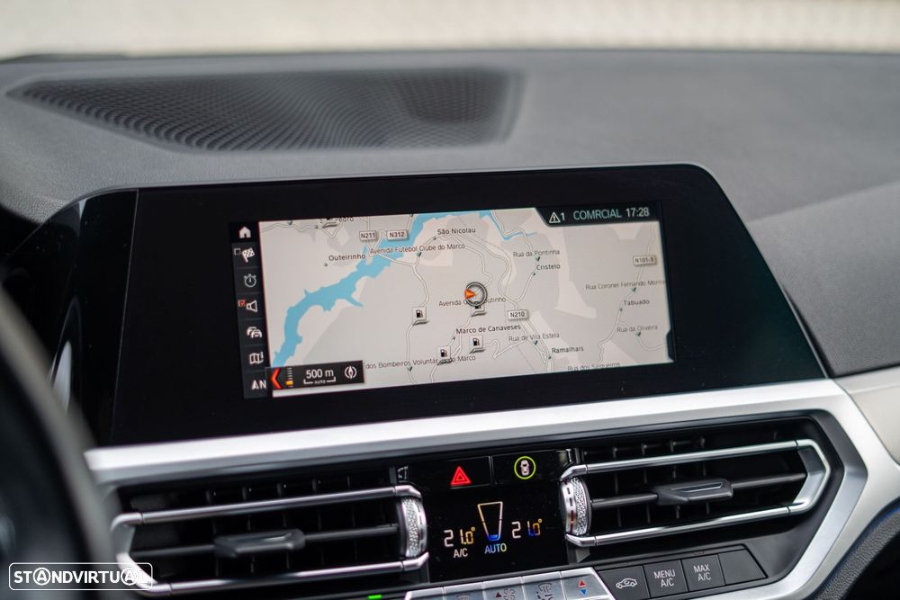 BMW 320 d Line Sport Shadow Auto - 19