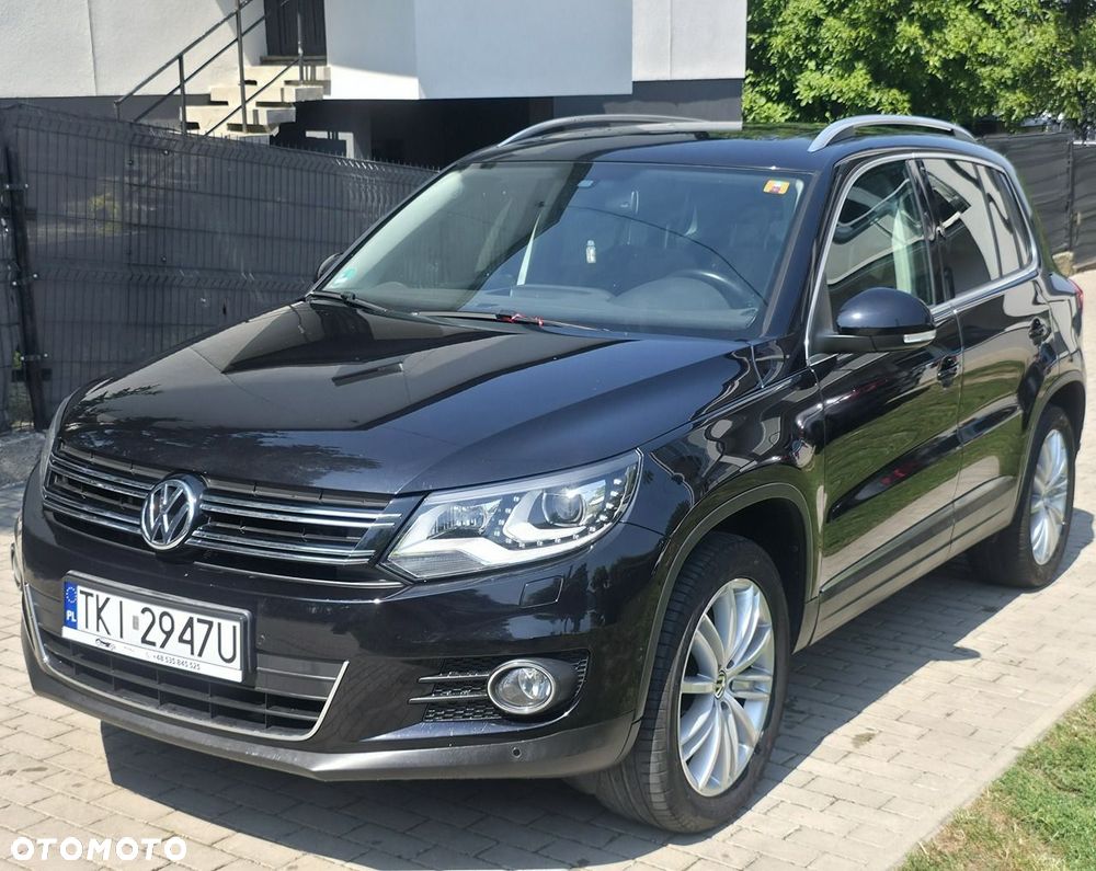 Volkswagen Tiguan - 1