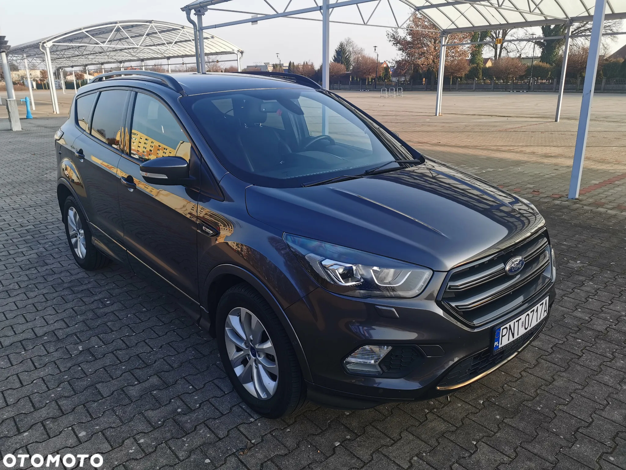 Ford Kuga 1.5 EcoBlue ST-LINE - 9