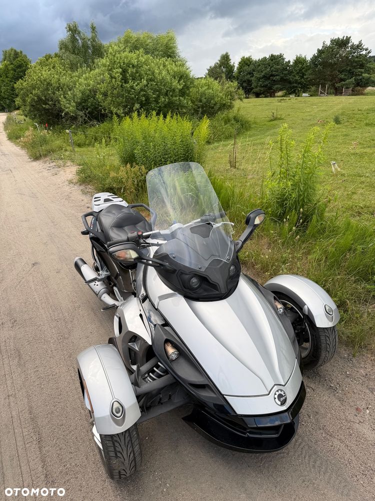Can-Am Spyder - 26